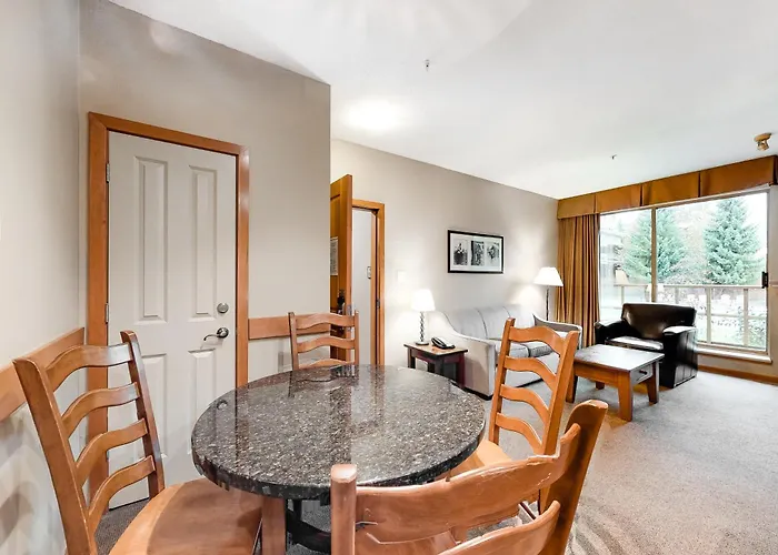 Cascade Lodge